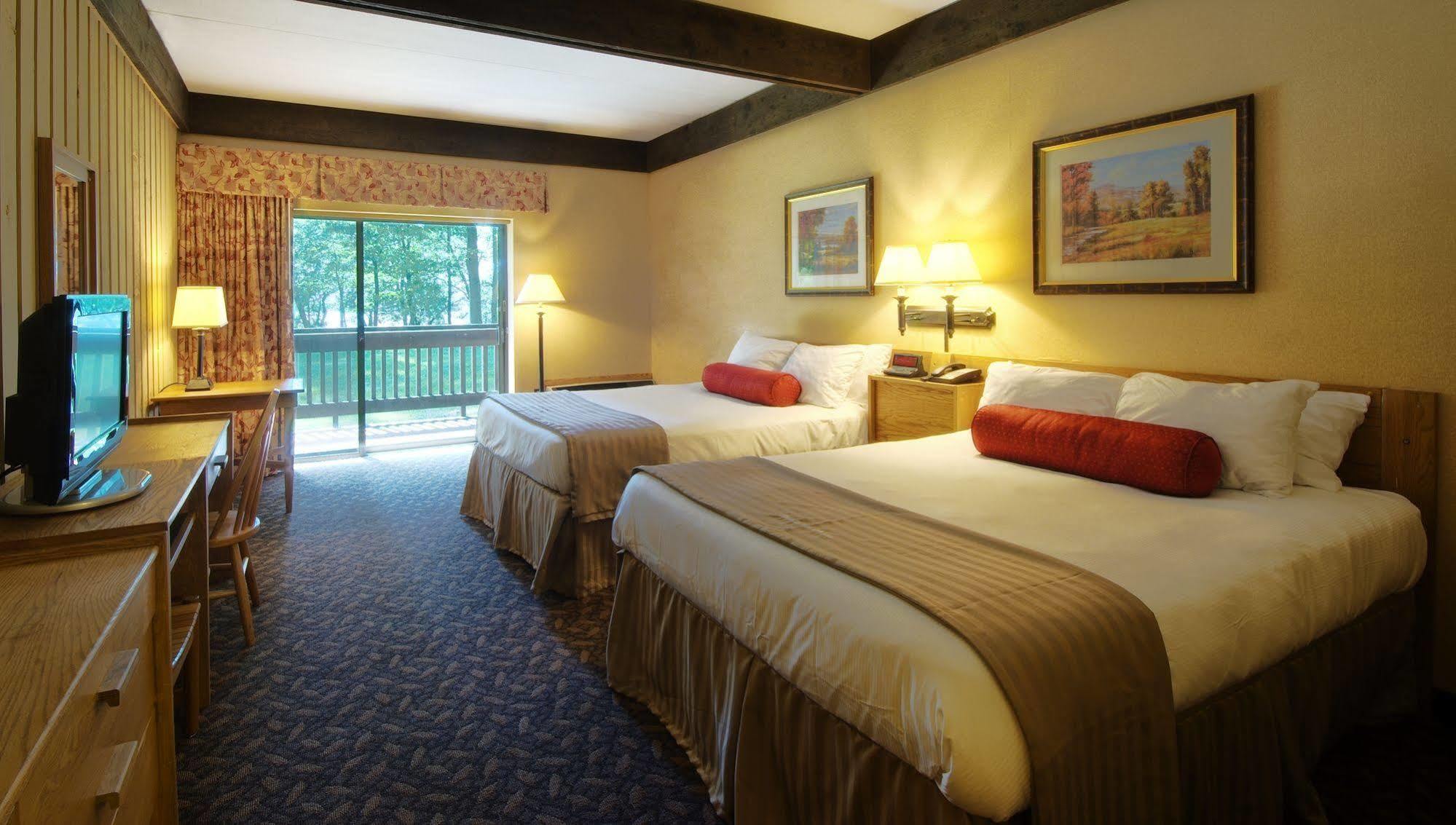 Mohican Lodge And Conference Center Perrysville Exterior foto